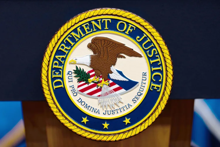 Prosecutors: ‘No serious dispute’ that seashell post could be threat